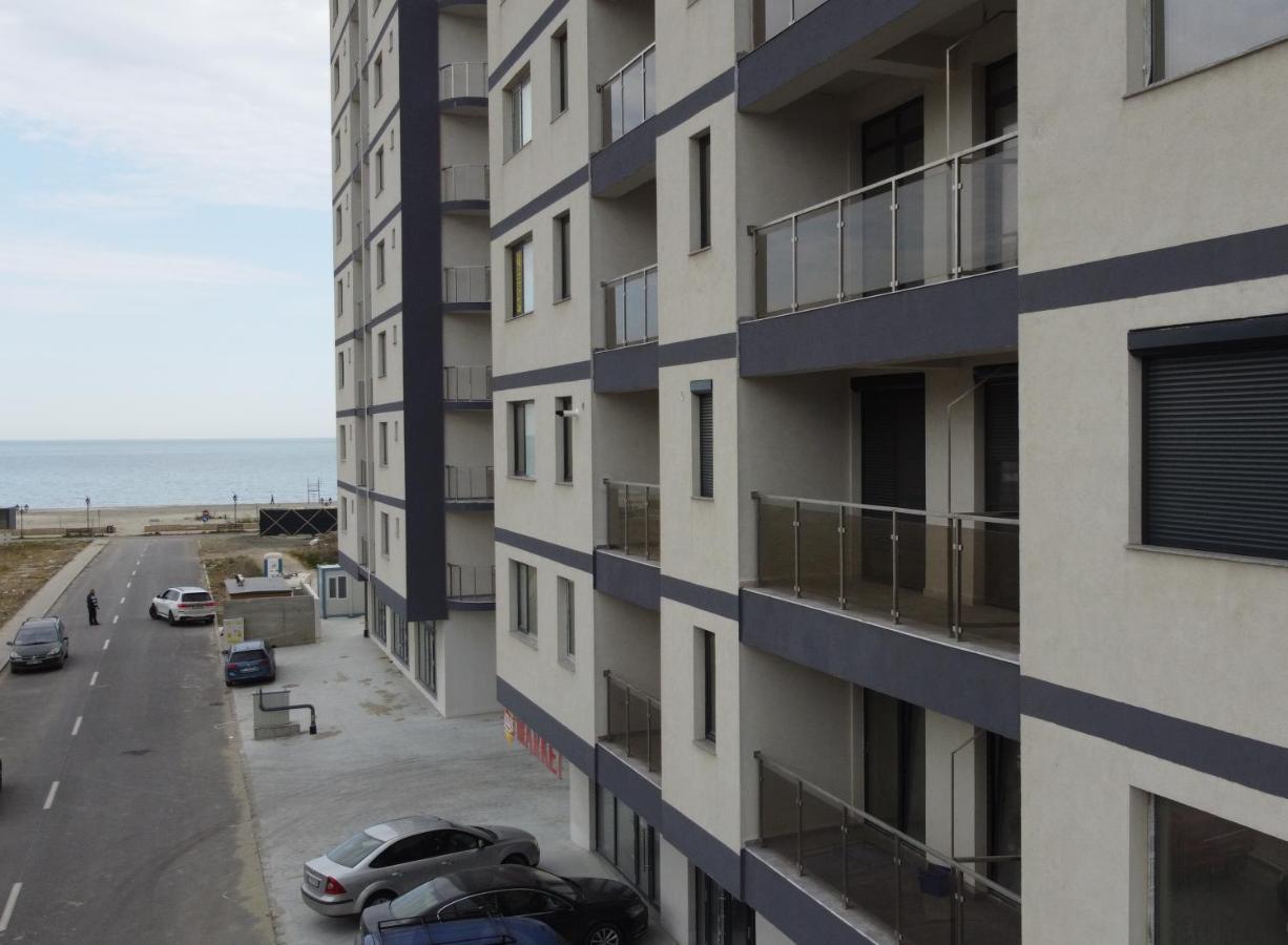Cityapart 7 - Cazare In Mamaia Nord, Langa Plaja, Cu Vedere La Mare Năvodari Εξωτερικό φωτογραφία