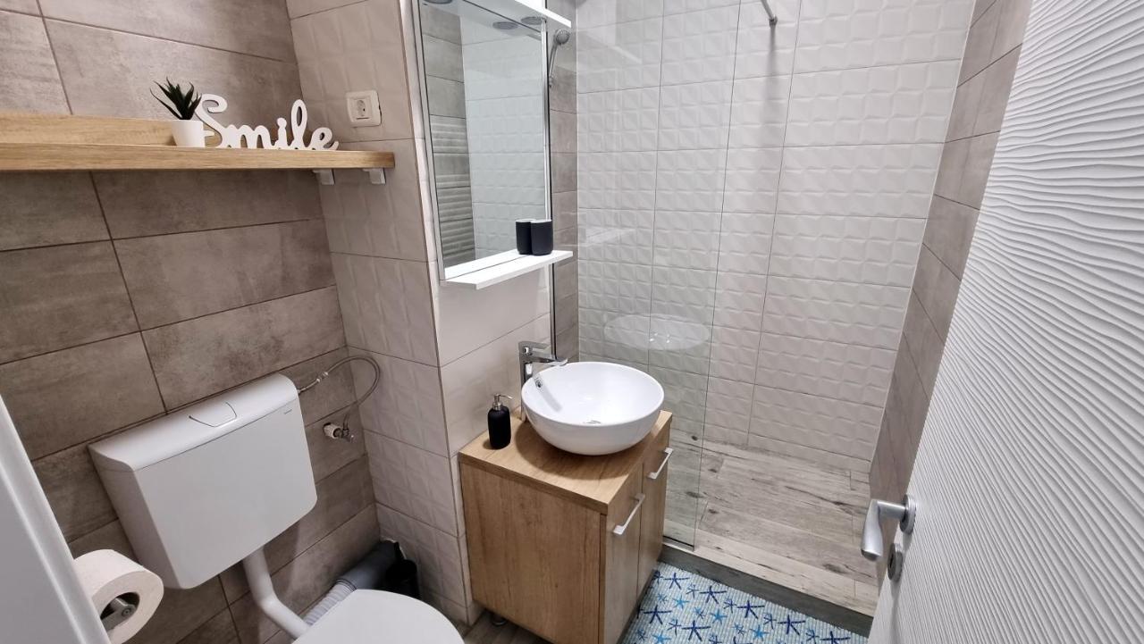 Cityapart 7 - Cazare In Mamaia Nord, Langa Plaja, Cu Vedere La Mare Năvodari Εξωτερικό φωτογραφία
